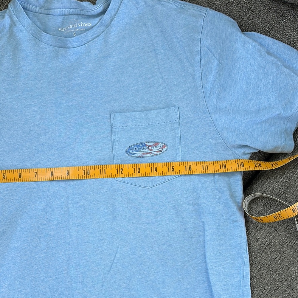 Vineyard Vines Surfboard Graphic Pocket Tee Shirt Small Blue - Picture 6 of 7